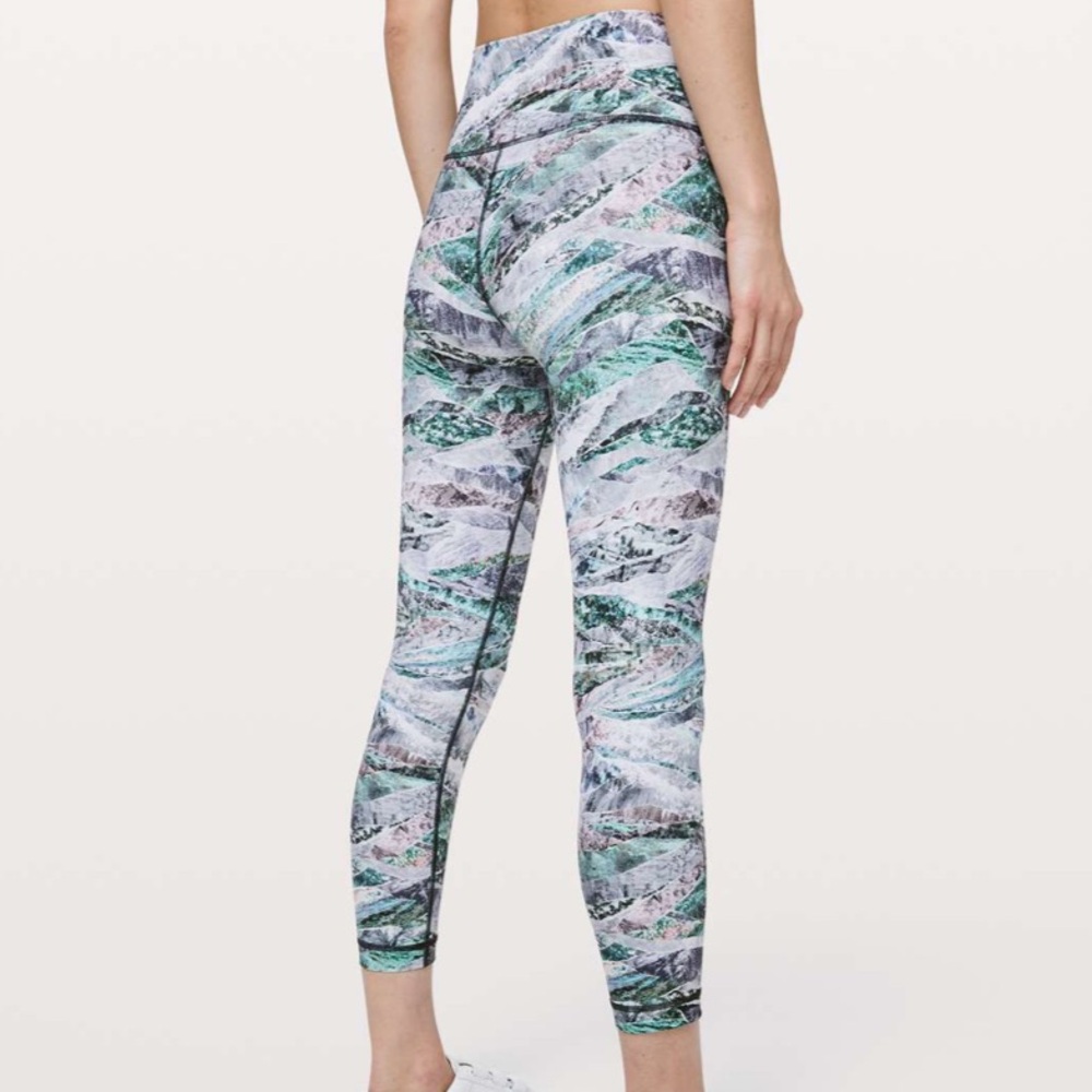 Lululemon Wunder Under High-Rise Tight 25" *Full-On Luxtreme springscape multi - Picture 2 of 12